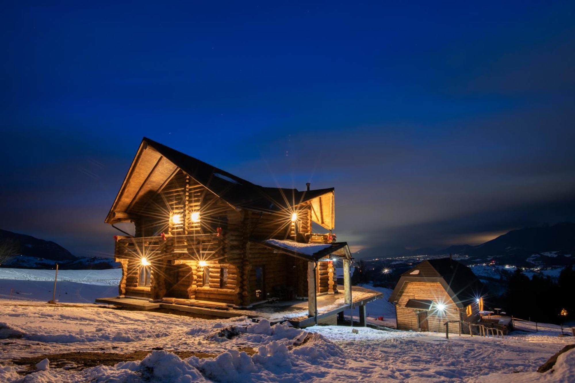 The Barn Villa Sirnea Exterior photo