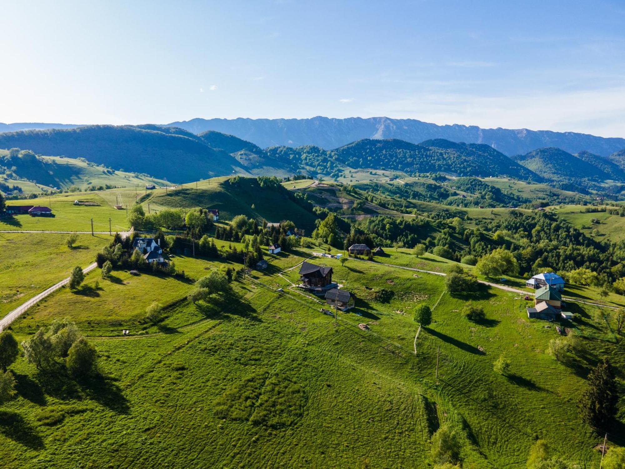 The Barn Villa Sirnea Exterior photo